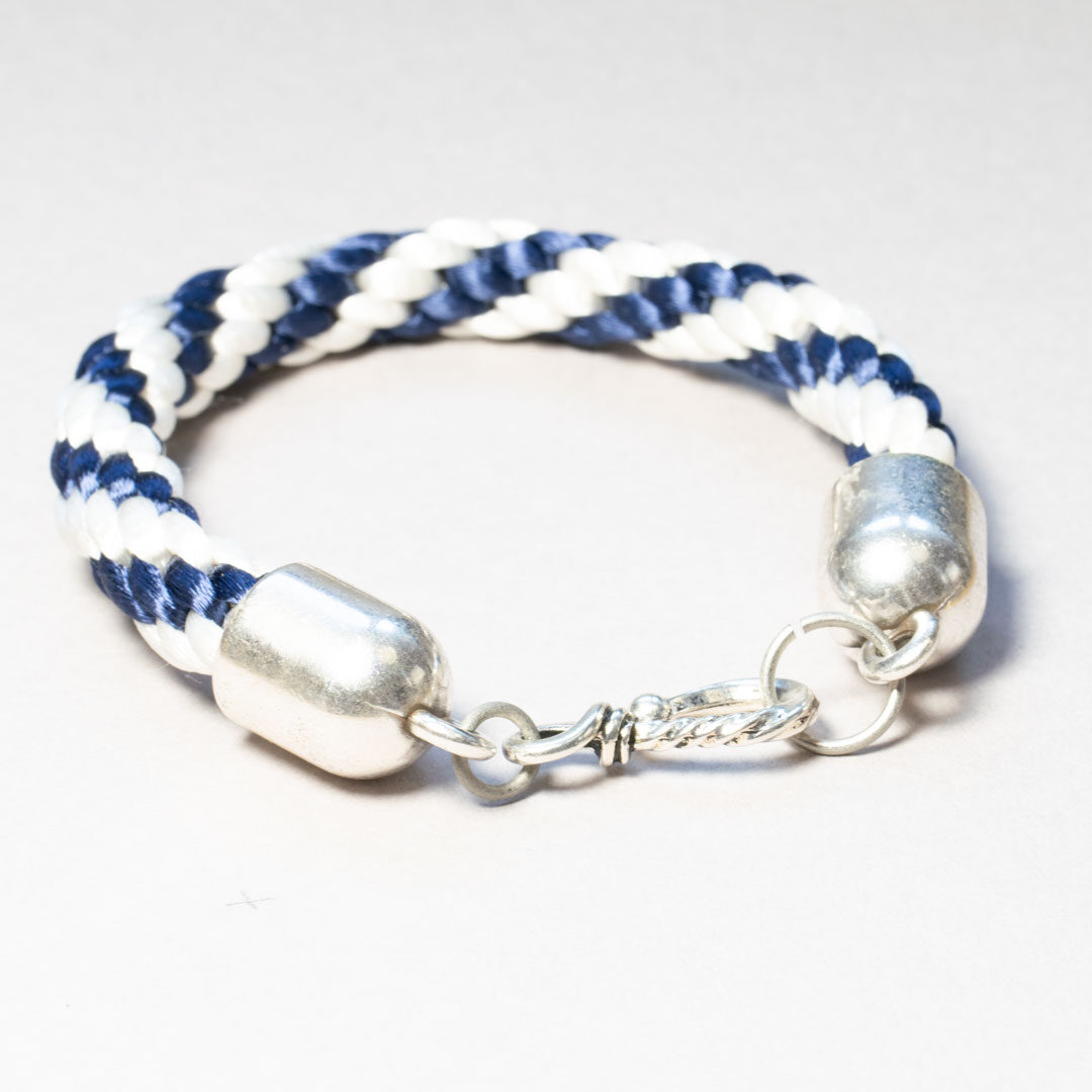 kumihimo armband