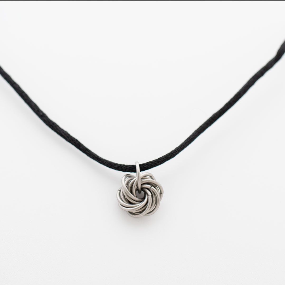 halsband av ringar